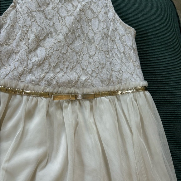 Girls cream dress - Picture 3 of 4